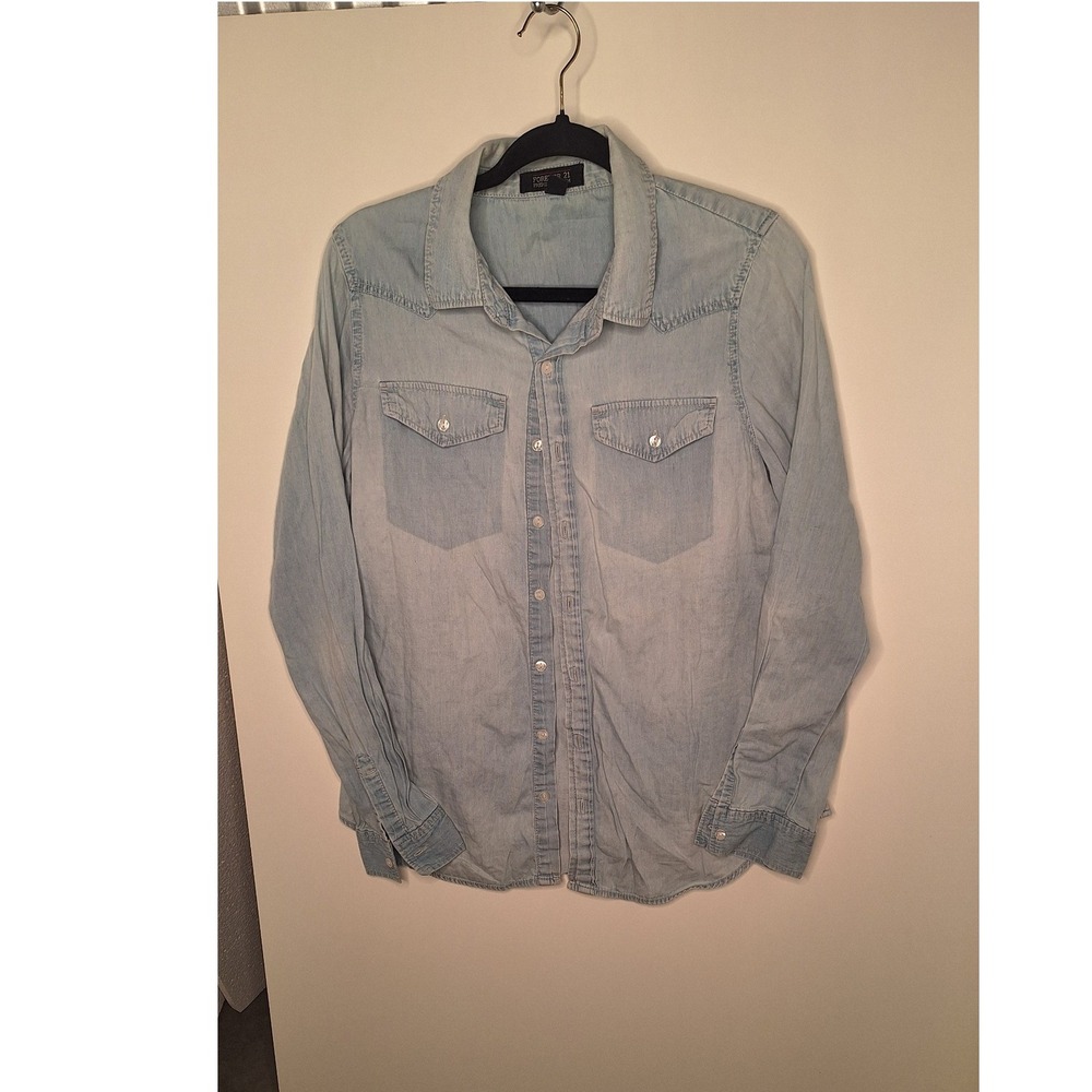 Forever 21 Premium Denim Light Wash Western Button Down Shirt Women‎ Large
